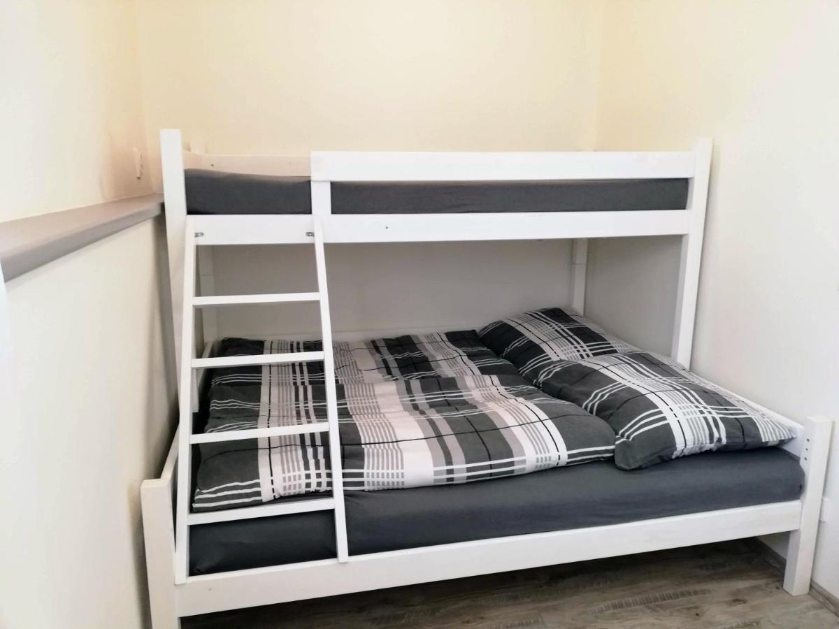 Apartmany Pod Capy, Nasavrky ภายนอก รูปภาพ